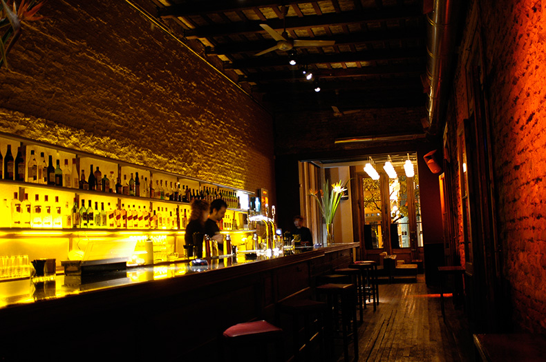 Congo Bar Palermo Buenos Aires Estudio Doberti diseño público